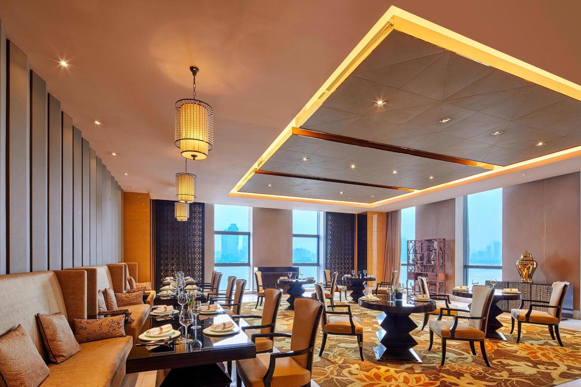 The Westin Wuhan Wuchang Екстериор снимка