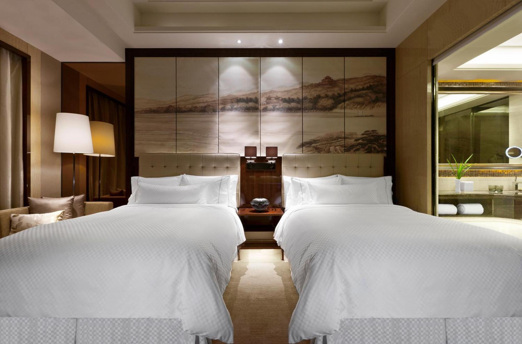 The Westin Wuhan Wuchang Екстериор снимка