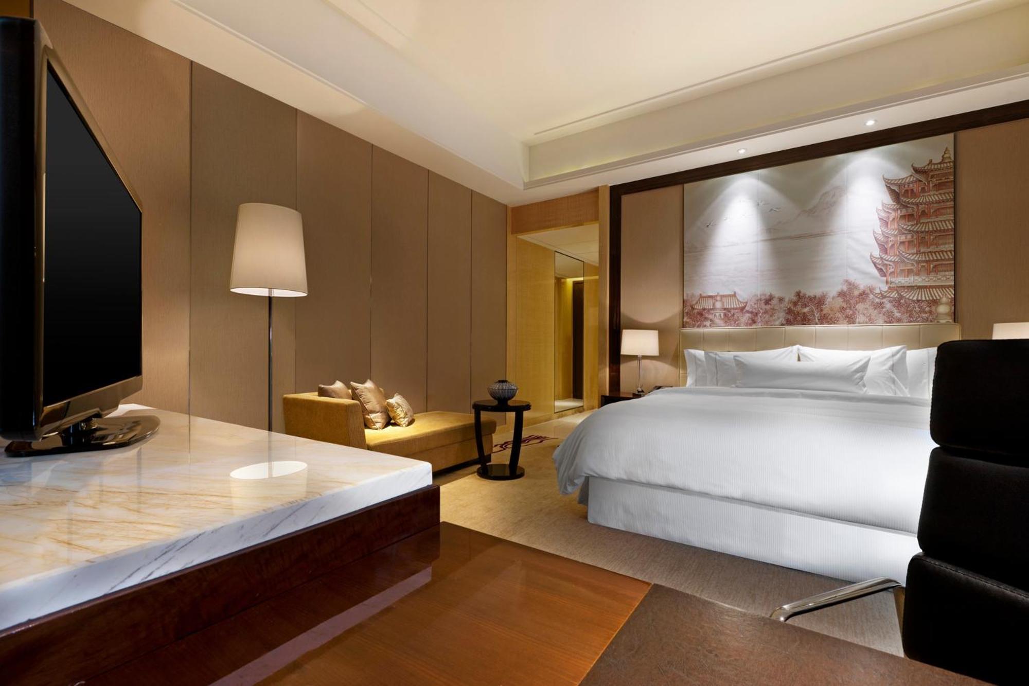 The Westin Wuhan Wuchang Екстериор снимка